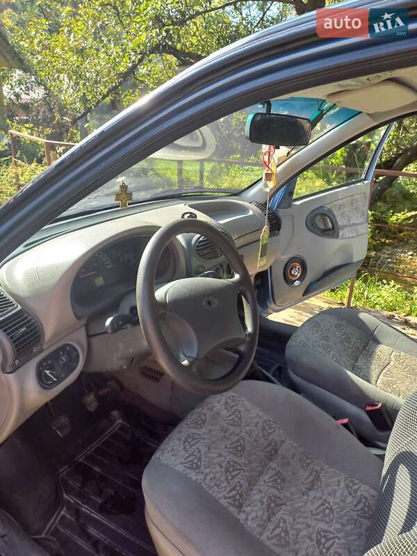 Седан ВАЗ / Lada 1118 Калина 2006 в Ужгороде