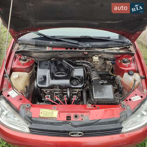 Седан ВАЗ / Lada 1118 Калина 2006 в Новоукраинке