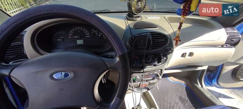 Седан ВАЗ / Lada 1118 Калина 2006 в Днепре