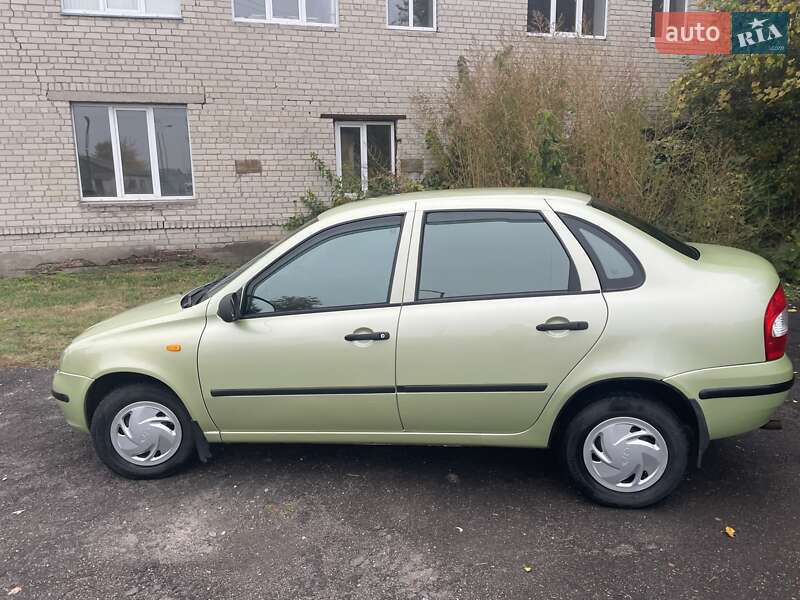 Седан ВАЗ / Lada 1118 Калина 2006 в Переяславе