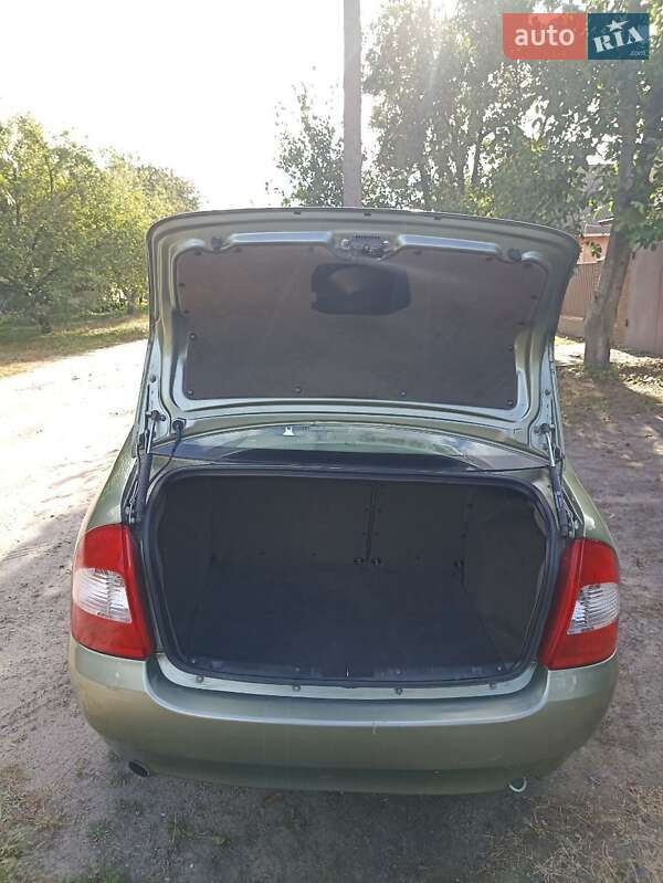 Седан ВАЗ / Lada 1118 Калина 2008 в Конотопе