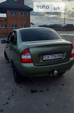 Седан ВАЗ 1118 Калина 2010 в 