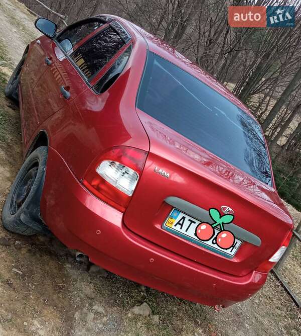 Седан ВАЗ / Lada 1118 Калина 2006 в Долині