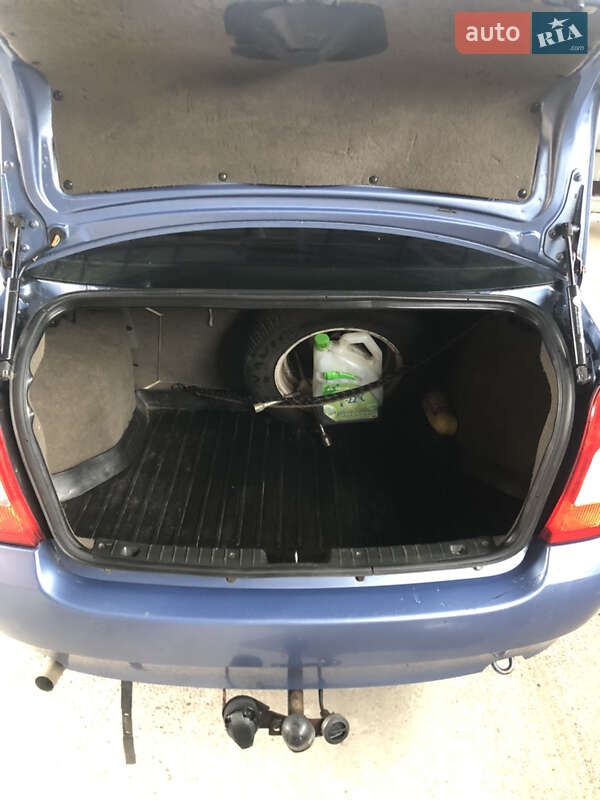 Седан ВАЗ / Lada 1118 Калина 2006 в Чернигове