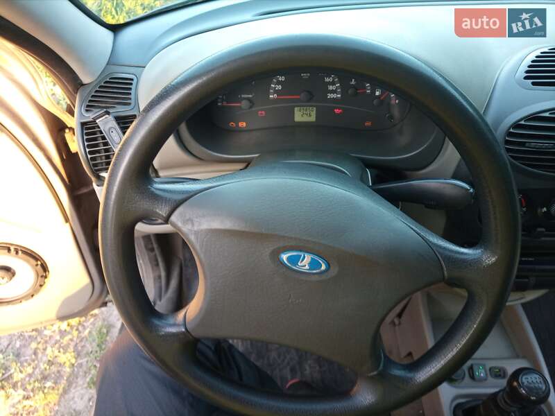 Седан ВАЗ / Lada 1118 Калина 2008 в Харькове