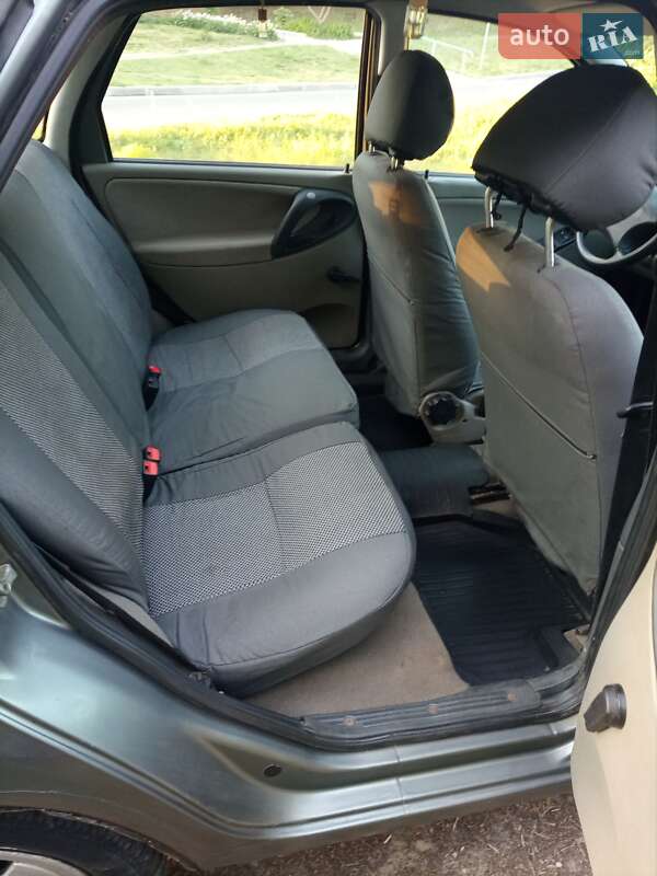 Седан ВАЗ / Lada 1118 Калина 2008 в Харькове