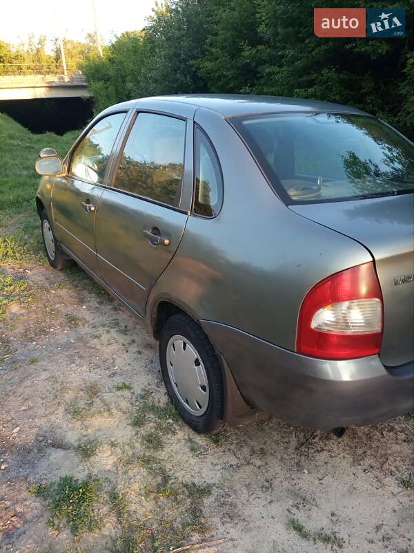 Седан ВАЗ / Lada 1118 Калина 2008 в Харькове