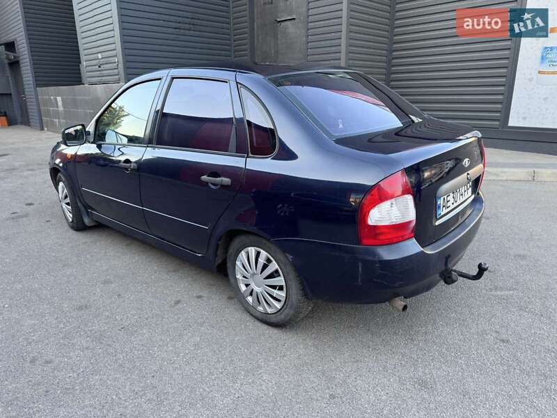 Седан ВАЗ / Lada 1118 Калина 2008 в Кривом Роге