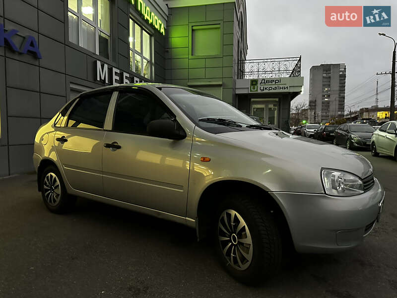 Седан ВАЗ / Lada 1118 Калина 2008 в Чернигове фото 2 Седан ВАЗ / Lada 1118 Калина 2008 в Чернигове