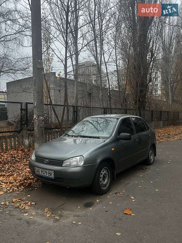 Седан ВАЗ 1118 Калина 2011 в 
