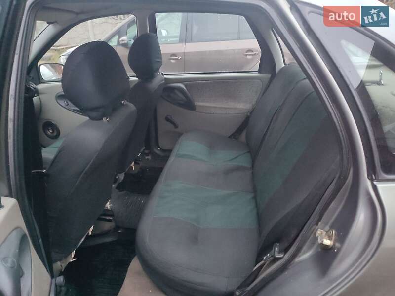 Седан ВАЗ / Lada 1118 Калина 2006 в Рокитном