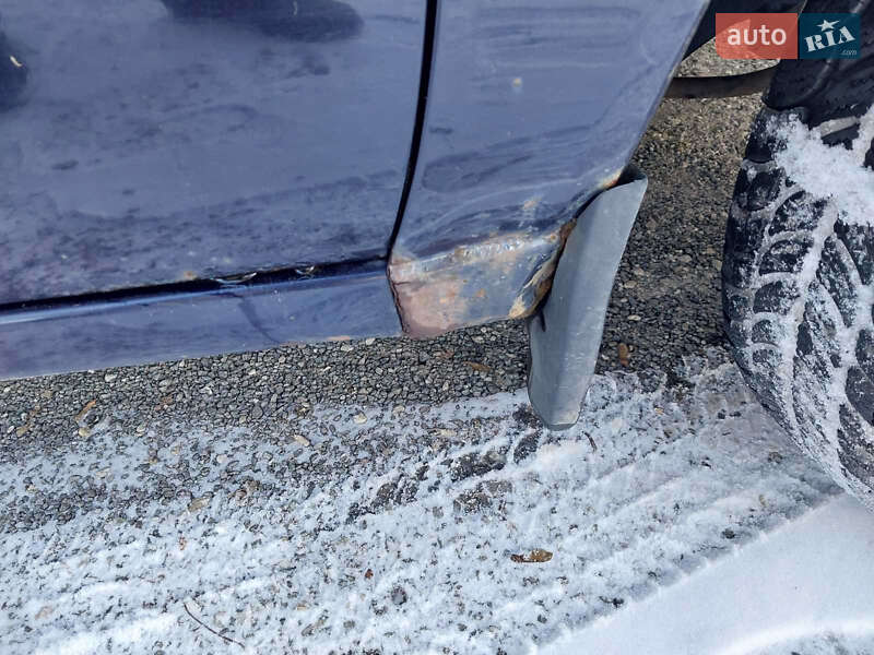 Седан ВАЗ / Lada 1118 Калина 2010 в Ужгороді