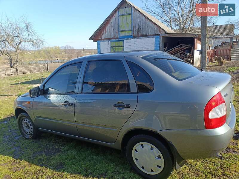Седан ВАЗ / Lada 1118 Калина 2010 в Умани фото 4 Седан ВАЗ / Lada 1118 Калина 2010 в Умани