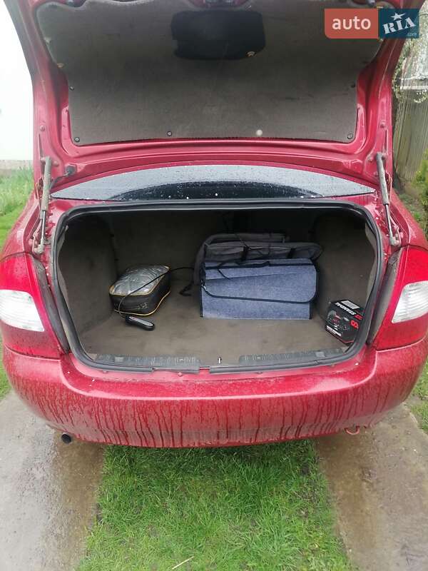 Седан ВАЗ / Lada 1118 Калина 2006 в Ивано-Франковске