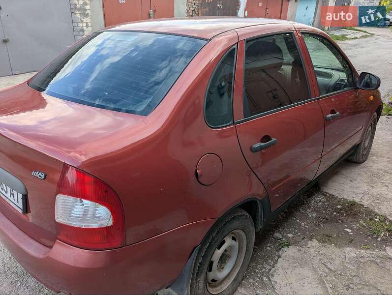 Седан ВАЗ / Lada 1118 Калина 2008 в Каменец-Подольском