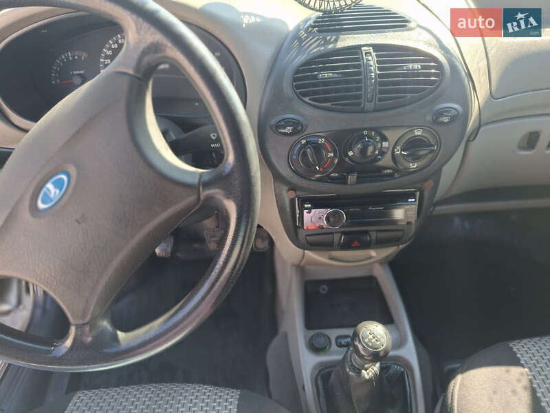 Седан ВАЗ / Lada 1118 Калина 2008 в Тернополе