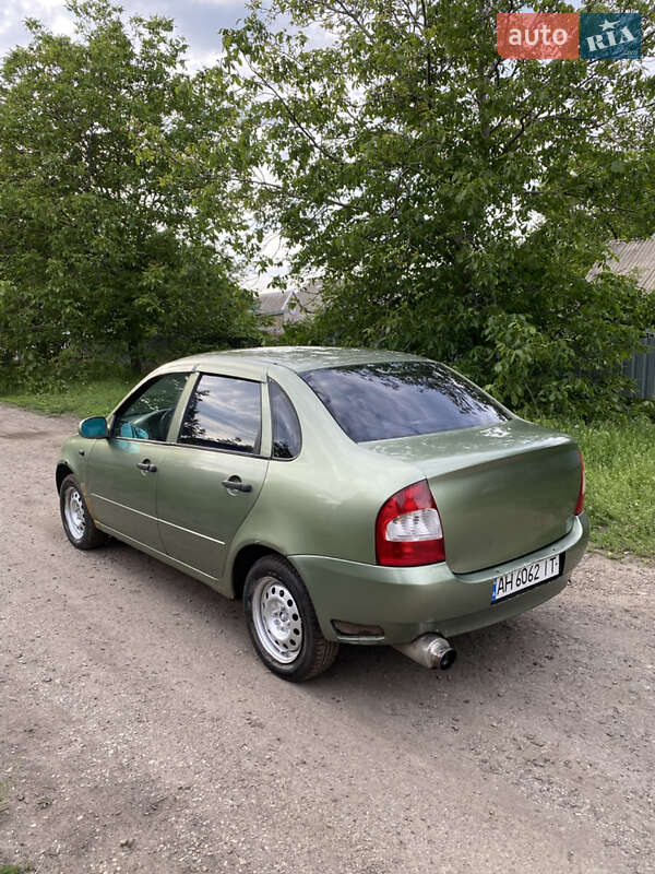Седан ВАЗ / Lada 1118 Калина 2008 в Синельниковому