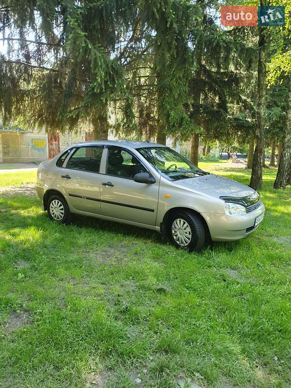 Седан ВАЗ / Lada 1118 Калина 2006 в Житомирі