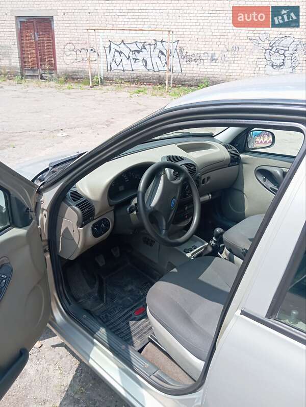 Седан ВАЗ / Lada 1118 Калина 2007 в Днепре