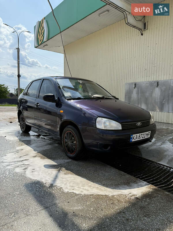 Седан ВАЗ / Lada 1118 Калина 2008 в Чернівцях