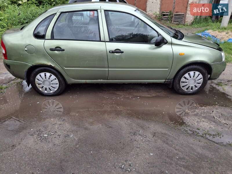 Седан ВАЗ / Lada 1118 Калина 2008 в Владимире