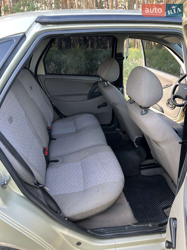 Седан ВАЗ / Lada 1118 Калина 2008 в Солоницевке