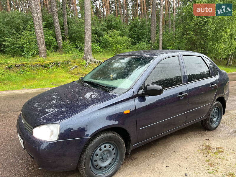Седан ВАЗ / Lada 1118 Калина 2008 в Житомире