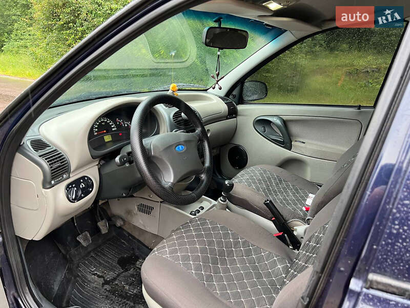 Седан ВАЗ / Lada 1118 Калина 2008 в Житомире