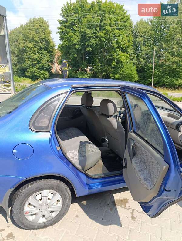 Седан ВАЗ / Lada 1118 Калина 2006 в Жмеринке