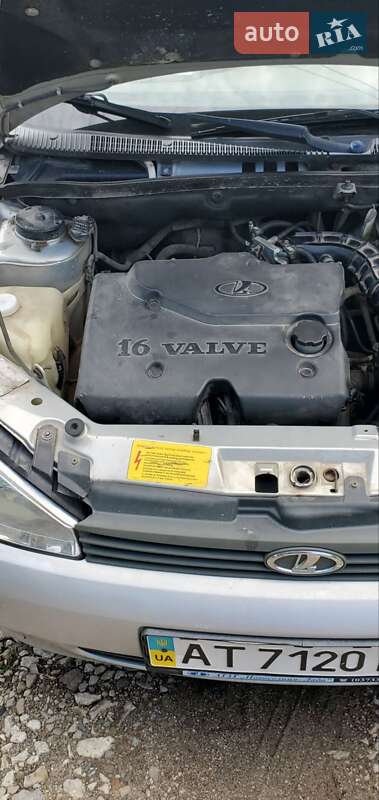 Седан ВАЗ / Lada 1118 Калина 2008 в Городенке