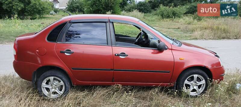 Седан ВАЗ / Lada 1118 Калина 2006 в Тараще