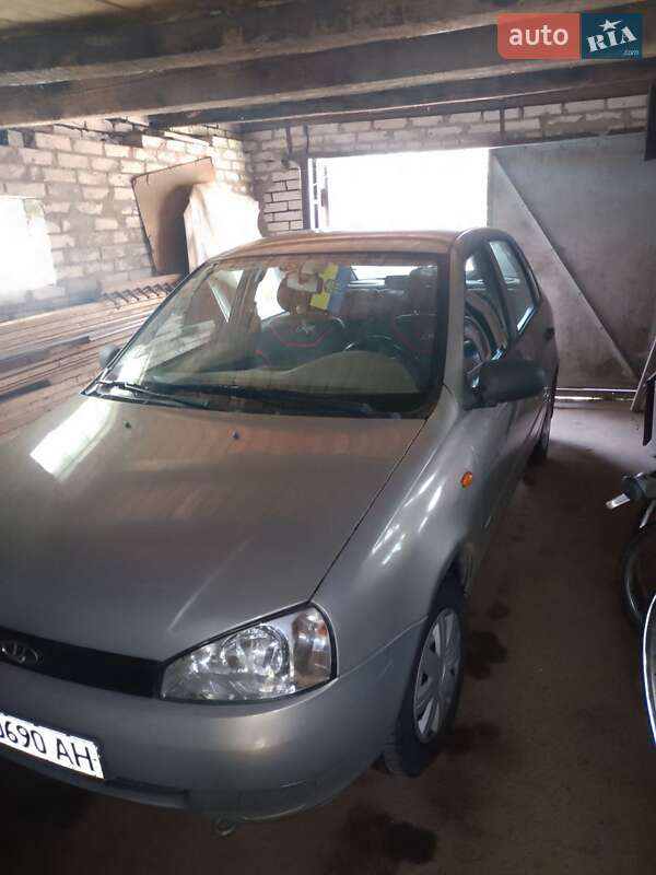 Седан ВАЗ / Lada 1118 Калина 2006 в Рожнятове