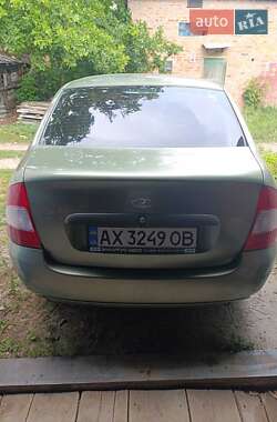 Седан ВАЗ 1118 Калина 2008 в 