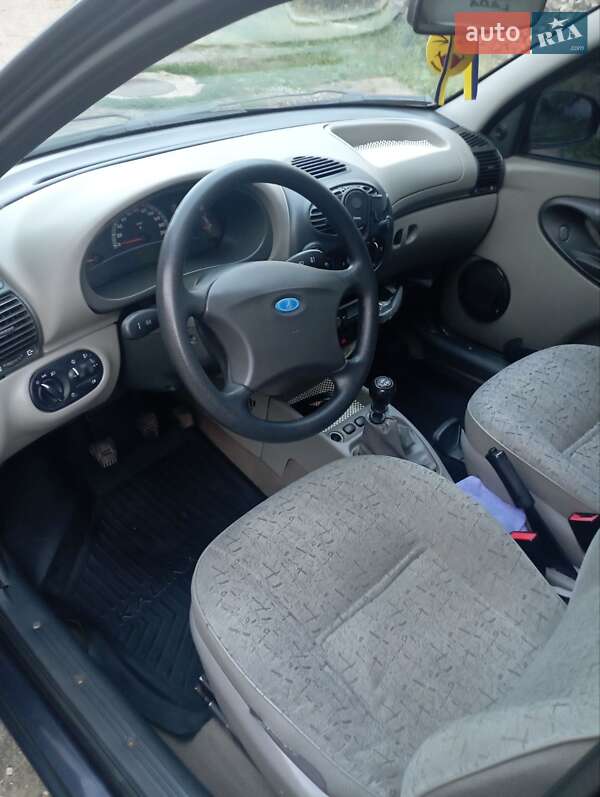 Седан ВАЗ / Lada 1118 Калина 2008 в Черновцах