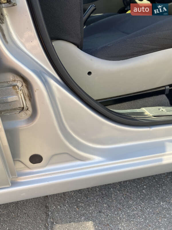 Седан ВАЗ / Lada 1118 Калина 2011 в Горишних Плавнях фото 21 Седан ВАЗ / Lada 1118 Калина 2011 в Горишних Плавнях