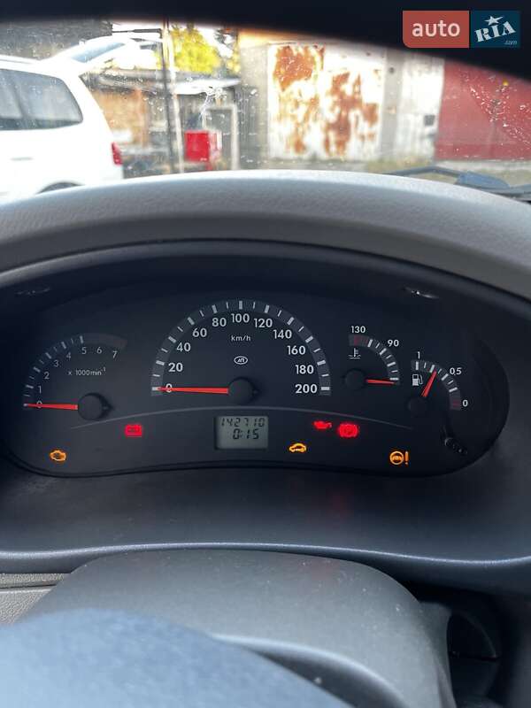 Седан ВАЗ / Lada 1118 Калина 2006 в Черновцах фото 7 Седан ВАЗ / Lada 1118 Калина 2006 в Черновцах