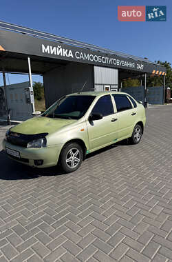 Седан ВАЗ 1118 Калина 2006 в Смеле