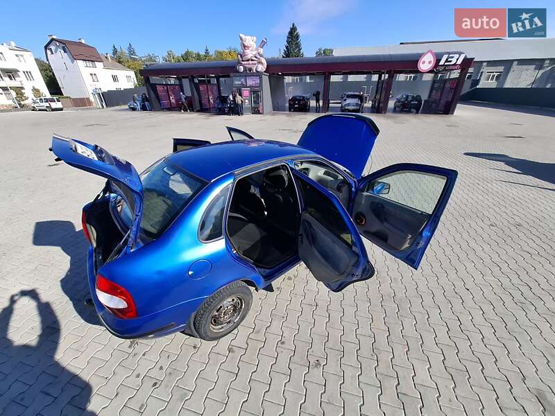 Седан ВАЗ / Lada 1118 Калина 2006 в Львове