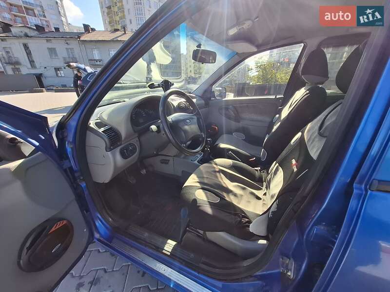 Седан ВАЗ / Lada 1118 Калина 2006 в Львове