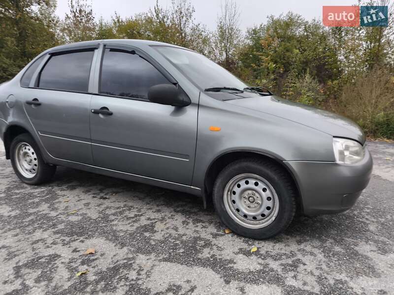 Седан ВАЗ / Lada 1118 Калина 2008 в Львове фото 9 Седан ВАЗ / Lada 1118 Калина 2008 в Львове