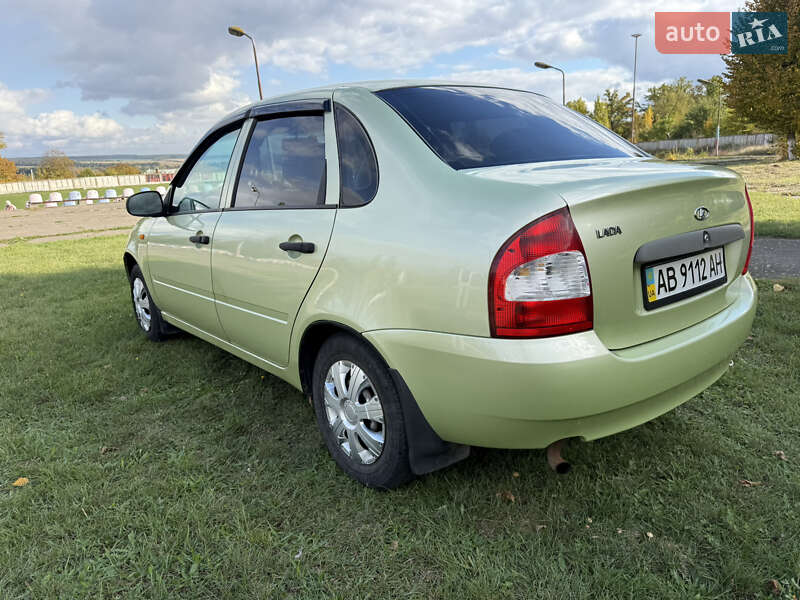 Седан ВАЗ / Lada 1118 Калина 2006 в Ладыжине