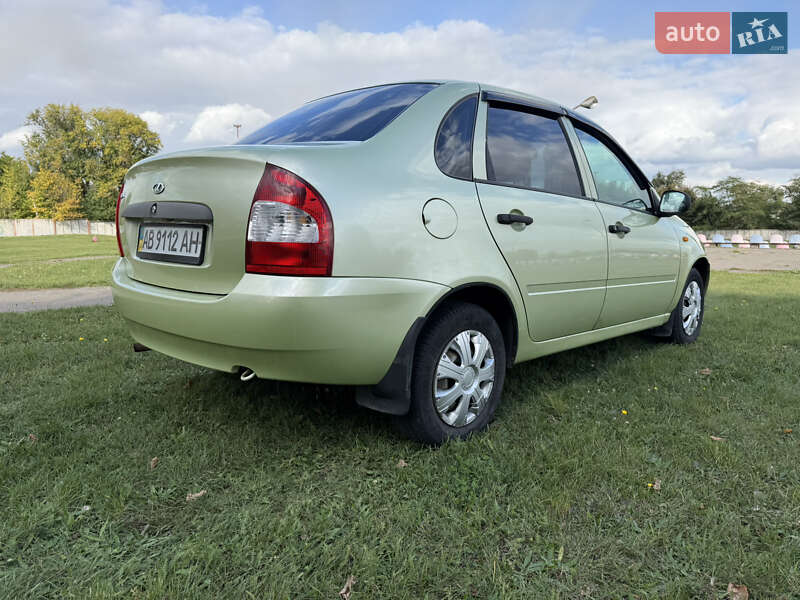 Седан ВАЗ / Lada 1118 Калина 2006 в Ладыжине