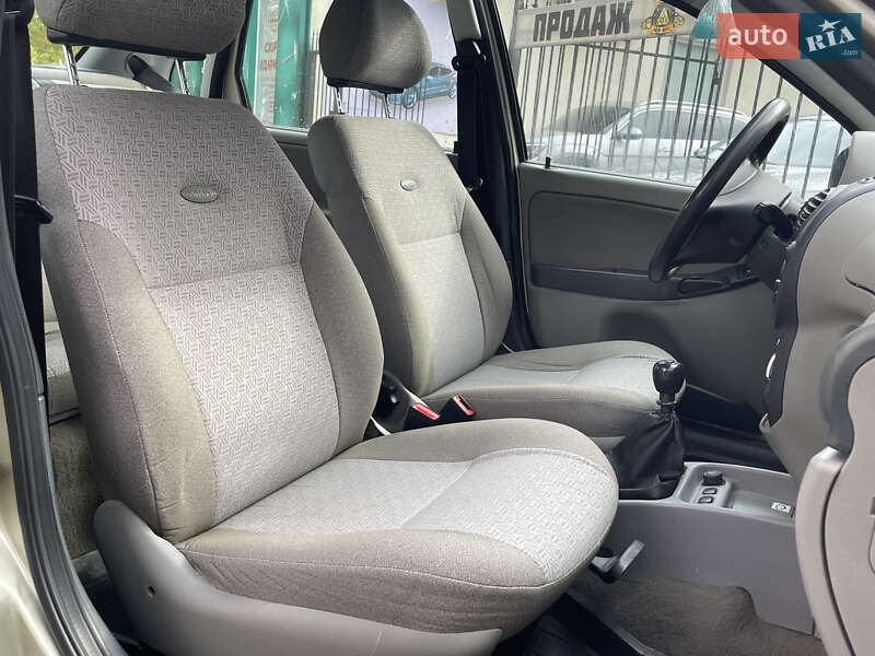 Седан ВАЗ / Lada 1118 Калина 2008 в Миколаєві фото 9 Седан ВАЗ / Lada 1118 Калина 2008 в Миколаєві