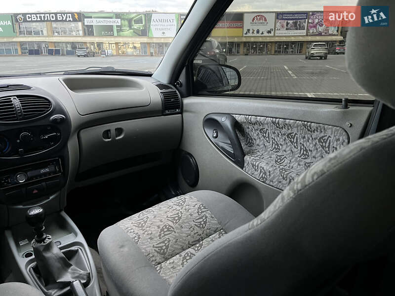 Седан ВАЗ / Lada 1118 Калина 2006 в Чернівцях фото 26 Седан ВАЗ / Lada 1118 Калина 2006 в Чернівцях