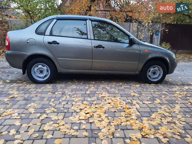 Седан ВАЗ / Lada 1118 Калина 2006 в Запорожье
