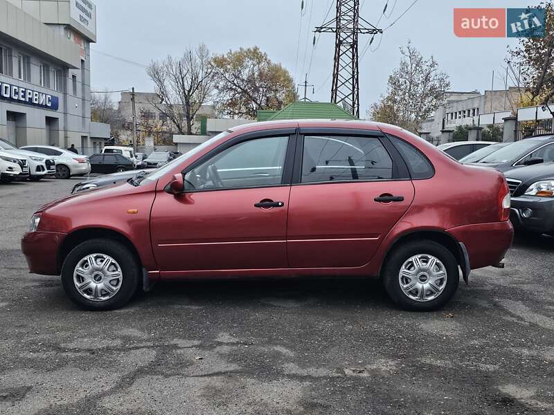 Седан ВАЗ / Lada 1118 Калина 2006 в Одессе