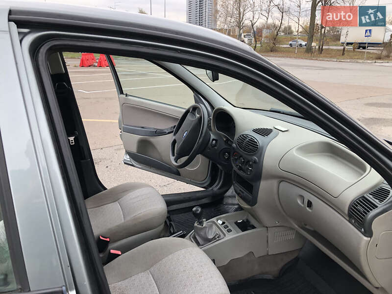 Седан ВАЗ / Lada 1118 Калина 2010 в Киеве фото 10 Седан ВАЗ / Lada 1118 Калина 2010 в Киеве