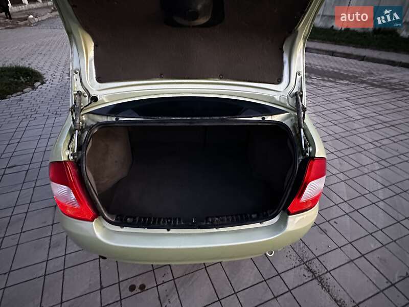 Седан ВАЗ / Lada 1118 Калина 2006 в Чорткове фото 16 Седан ВАЗ / Lada 1118 Калина 2006 в Чорткове