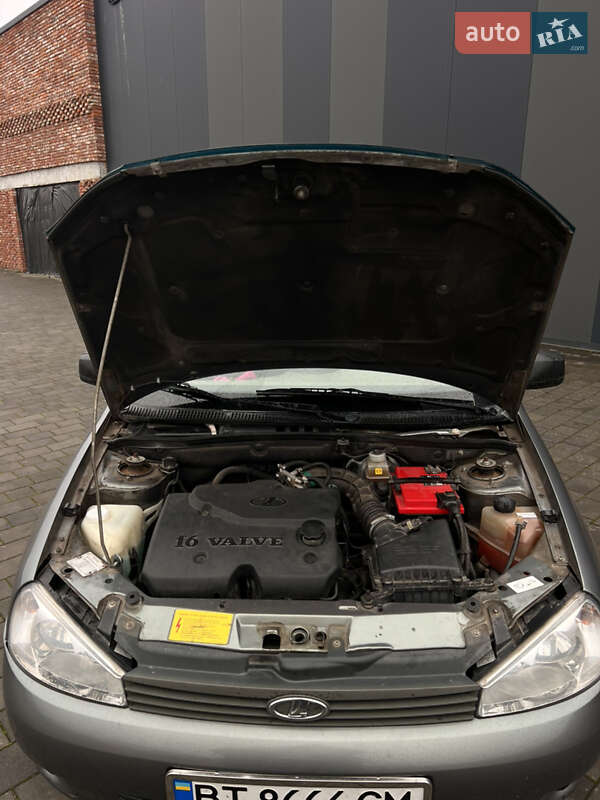 Седан ВАЗ / Lada 1118 Калина 2010 в Хмельницком