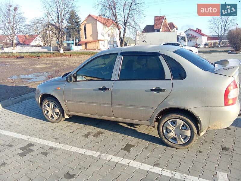 Седан ВАЗ / Lada 1118 Калина 2006 в Снятине